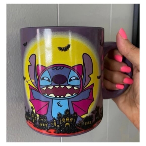 NEW Disney Lilo and Stitch Halloween Scene with Glitter Ceramic Mug 20 oz - Picture 1 of 4